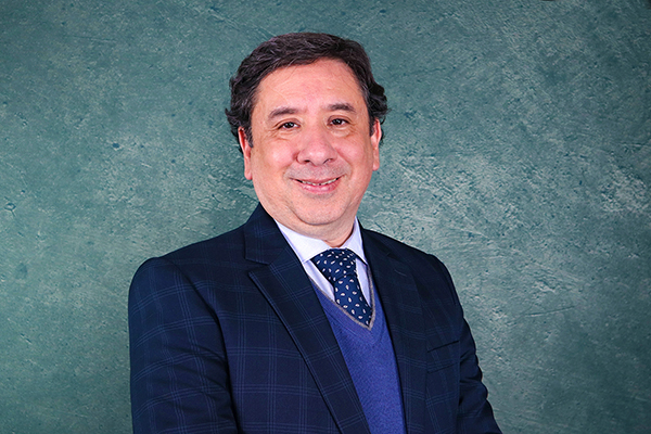 Dr. Carlos Cerda García Rojas